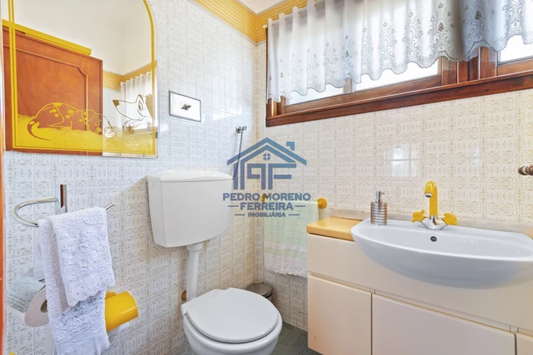 Moradia T5 para Venda em Covilhã e Canhoso Foto 37