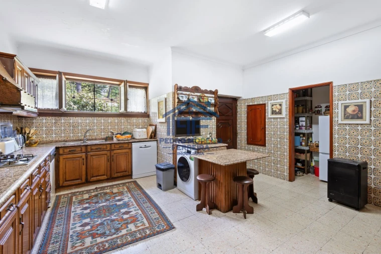 Moradia T5 para Venda em Covilhã e Canhoso Foto 16