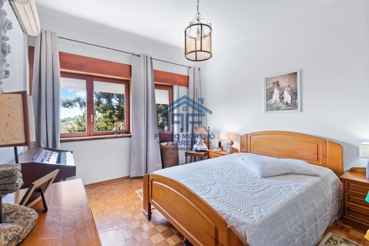 Moradia T5 para Venda em Covilhã e Canhoso Foto 33