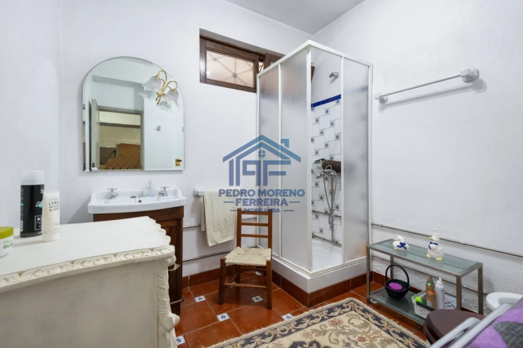 Moradia T5 para Venda em Covilhã e Canhoso Foto 47