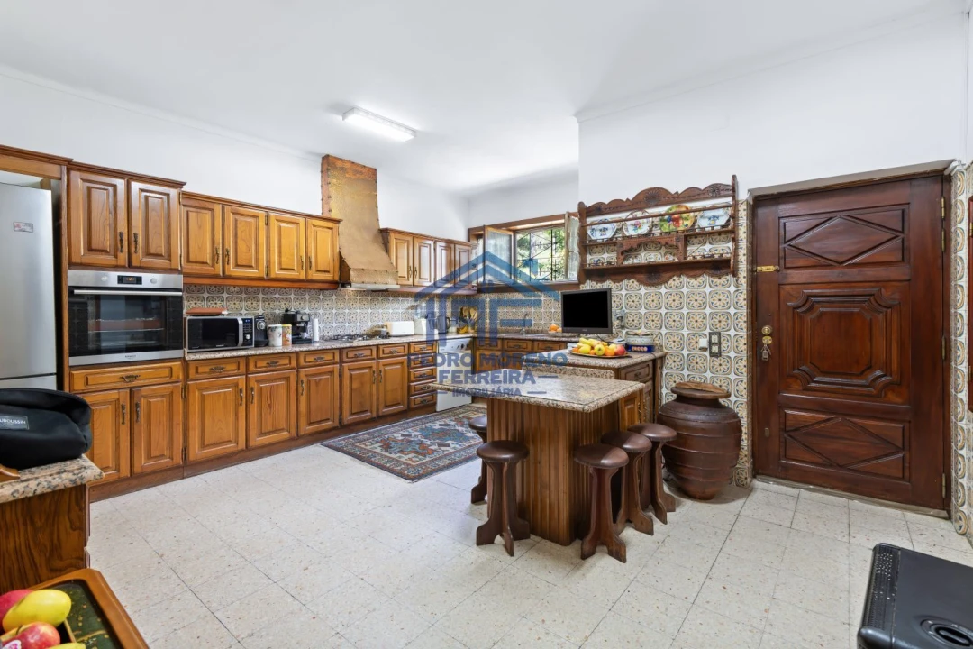 Moradia T5 para Venda em Covilhã e Canhoso Foto 15