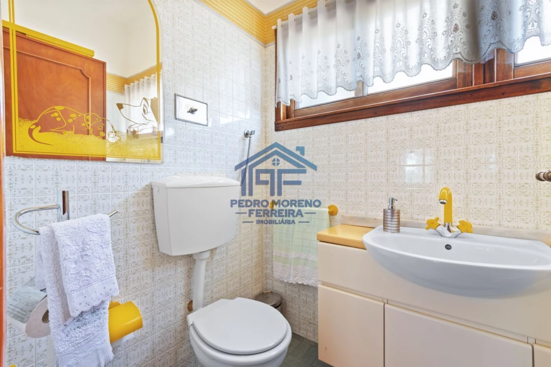 Moradia T5 para Venda em Covilhã e Canhoso Foto 38