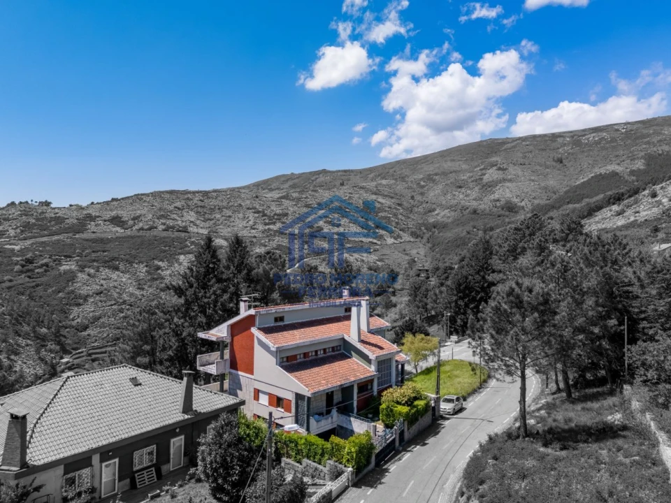 Moradia T5 para Venda em Covilhã e Canhoso Foto 49