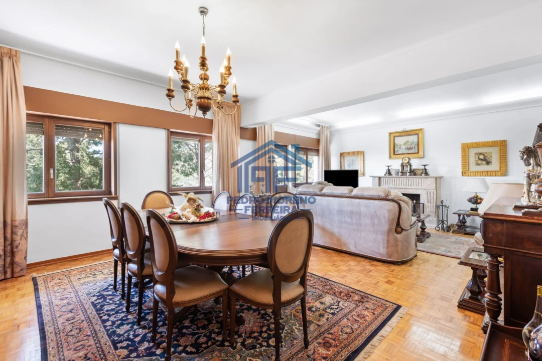 Moradia T5 para Venda em Covilhã e Canhoso Foto 11