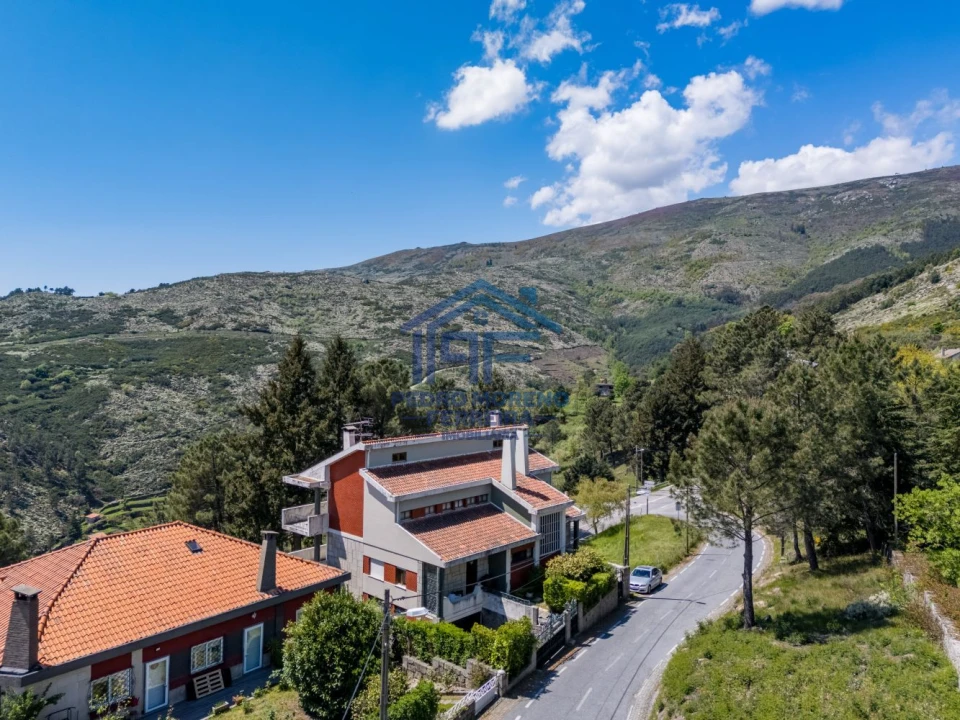 Moradia T5 para Venda em Covilhã e Canhoso Foto 48