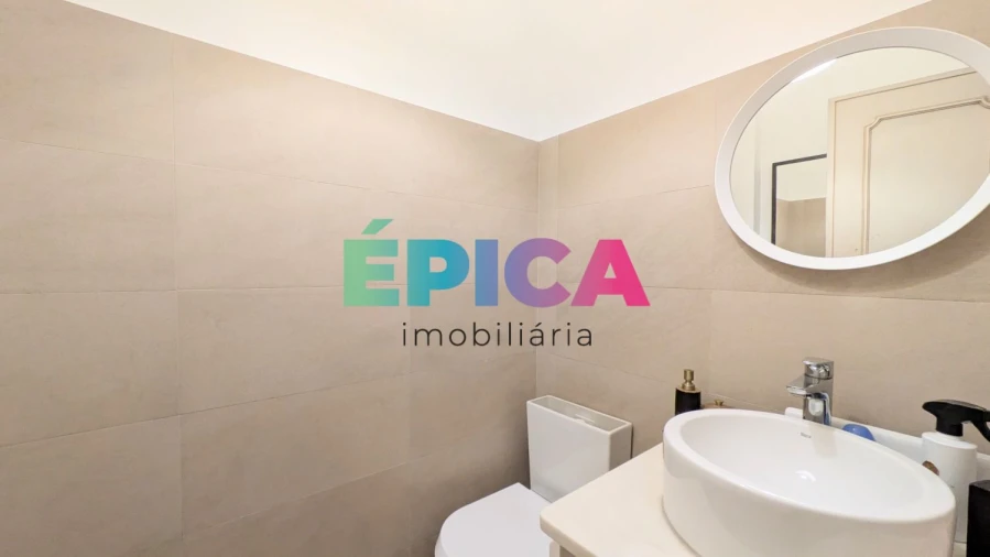 Apartamento T6 para Venda em São Domingos de Benfica Foto 22