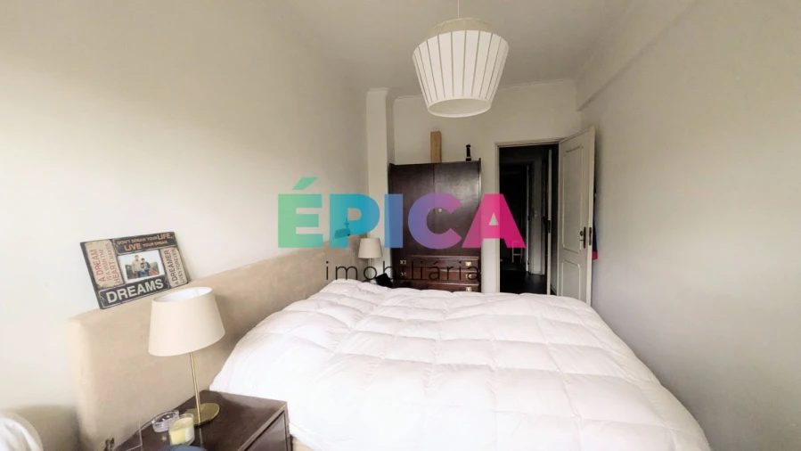 Apartamento T6 para Venda em São Domingos de Benfica Foto 23