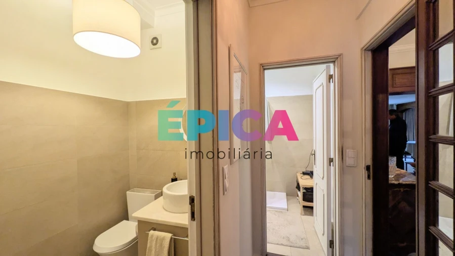 Apartamento T6 para Venda em São Domingos de Benfica Foto 21