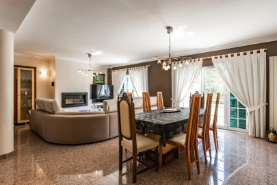 Moradia T4 para Venda em Buarcos