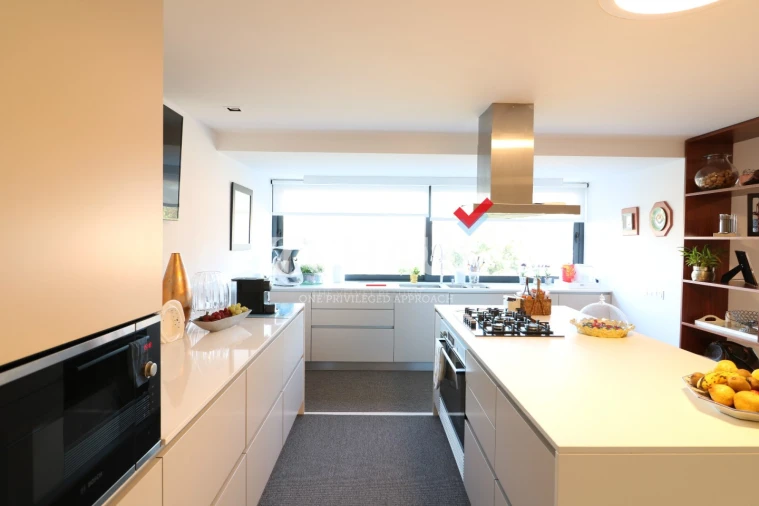 Moradia T4 para Venda em Oliveira do Bairro