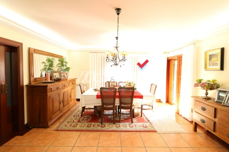 Moradia T4 para Venda em Oliveira do Bairro Foto 7