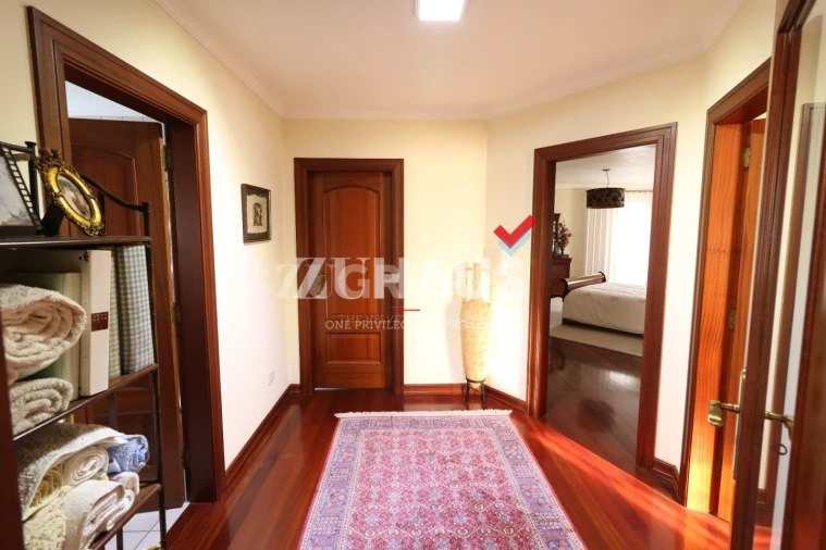 Moradia T4 para Venda em Oliveira do Bairro Foto 17