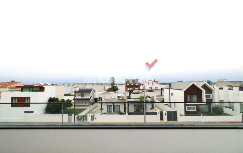 Apartamento T3 para Venda em Gafanha da Encarnação Foto 4