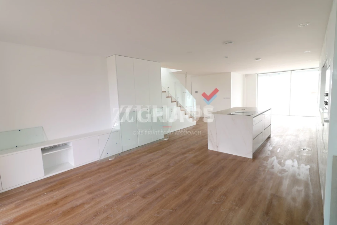 Apartamento T3 para Venda em Gafanha da Encarnação Foto 8