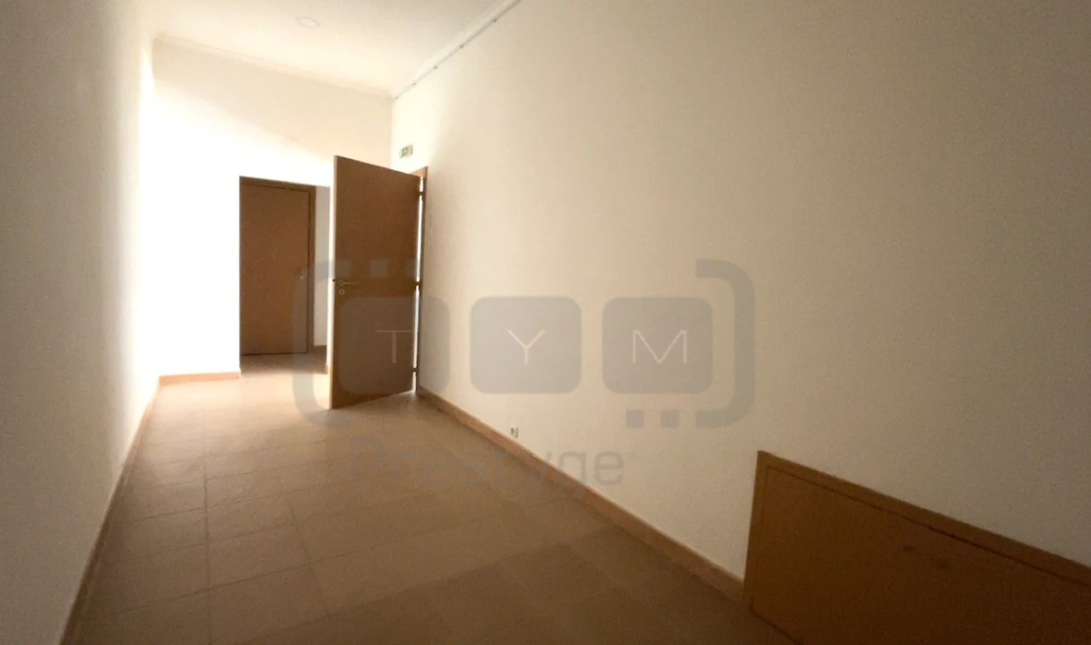 Loja para Arrendamento em São João Baptista e Santa Maria dos Olivais Foto 10