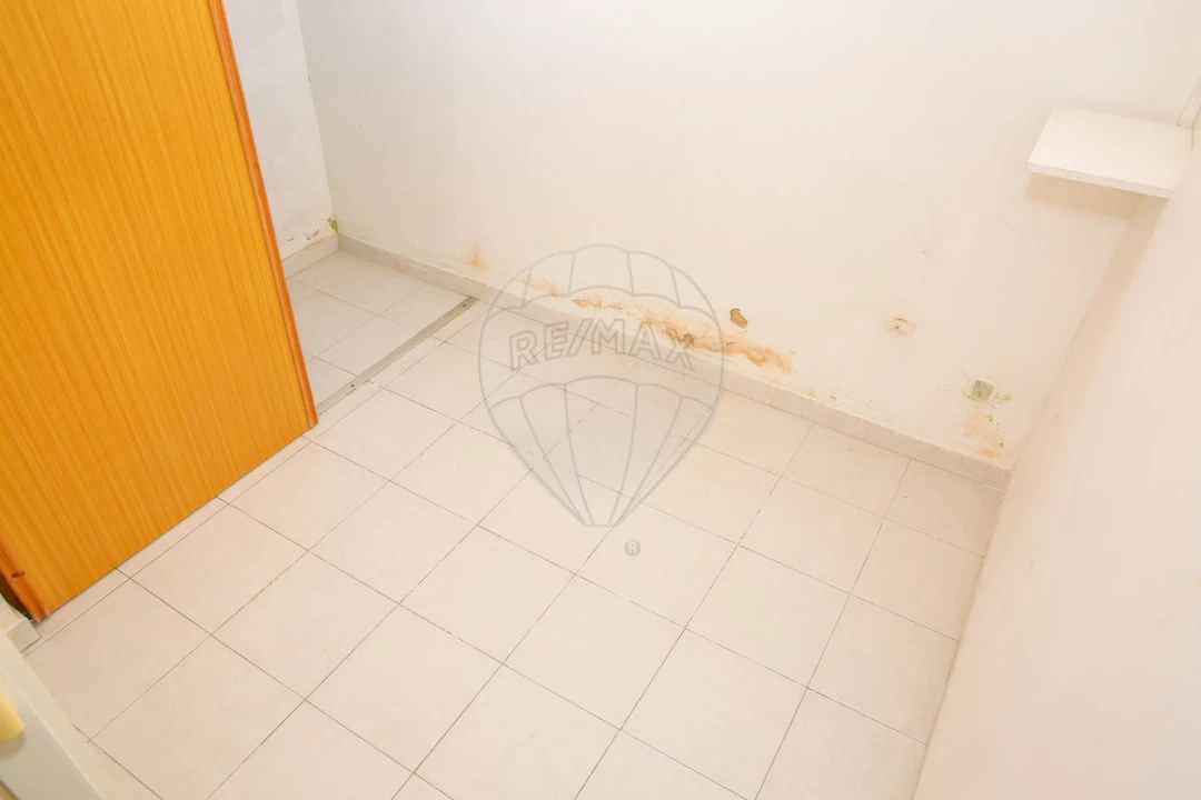 Loja para Venda em Aveiras de Cima Foto 7