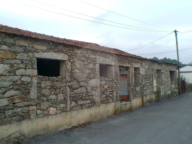 Moradia T3 para Venda em Caldas de São Jorge e Pigeiros Foto 1