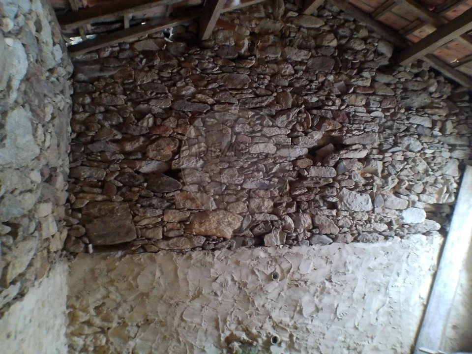 Moradia T3 para Venda em Caldas de São Jorge e Pigeiros Foto 10