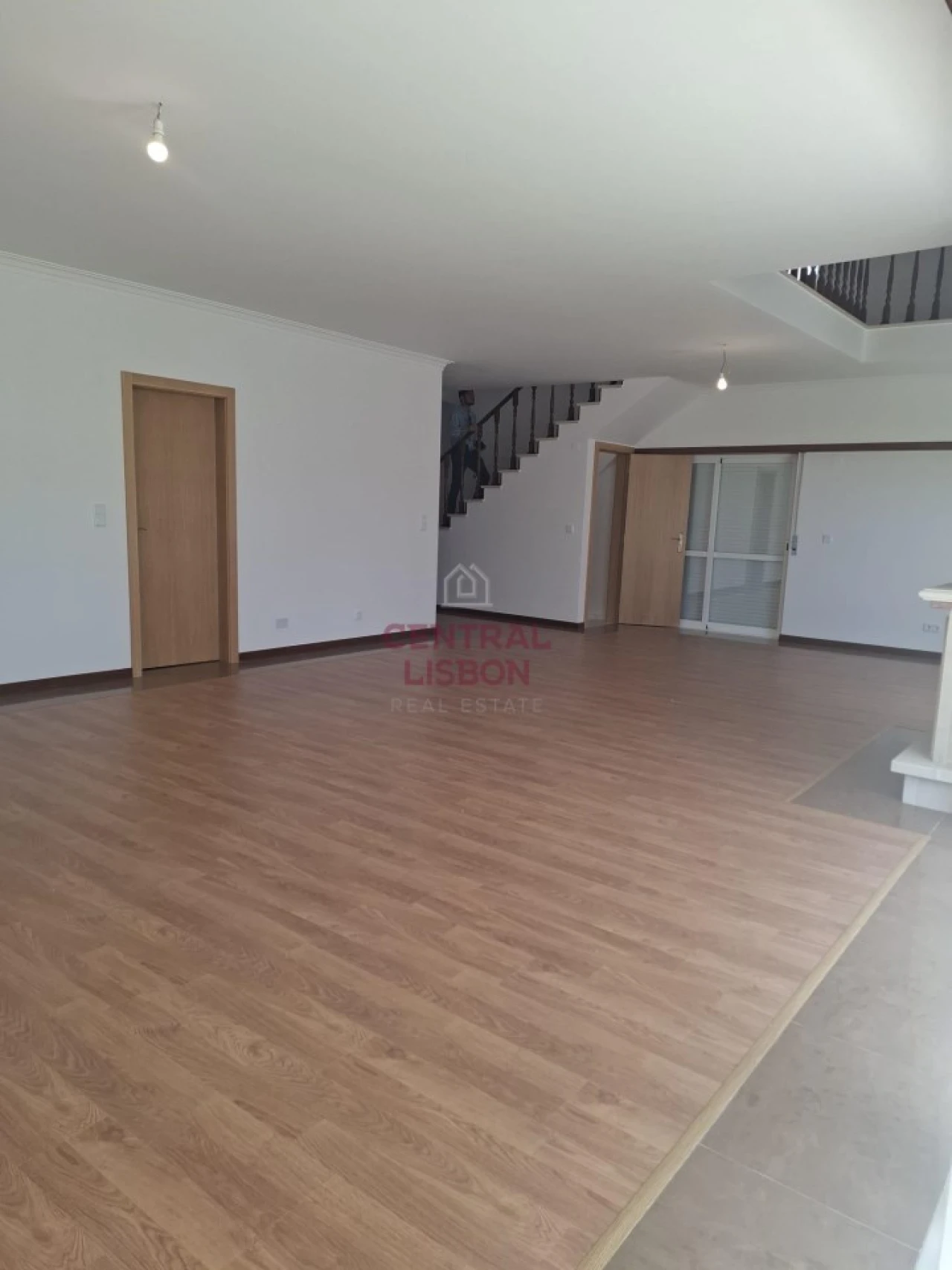 Moradia T4 para Venda em Sesimbra (Castelo) Foto 6