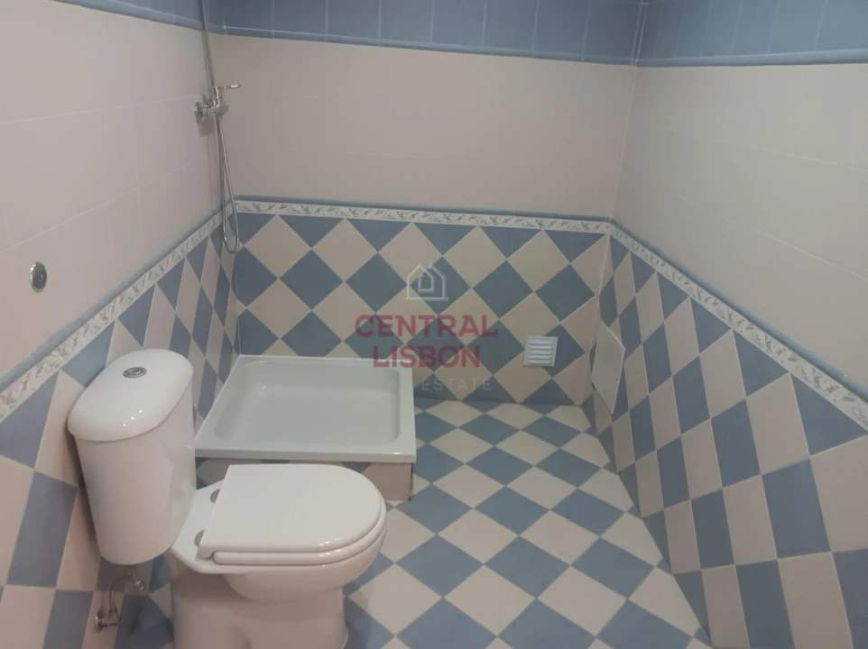 Moradia T4 para Venda em Sesimbra (Castelo) Foto 22