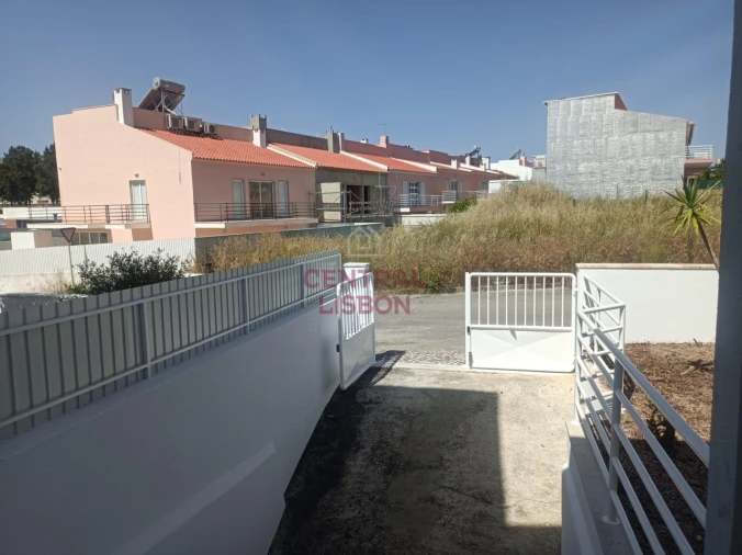 Moradia T4 para Venda em Sesimbra (Castelo) Foto 16