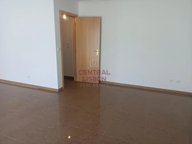 Moradia T4 para Venda em Sesimbra (Castelo) Foto 31