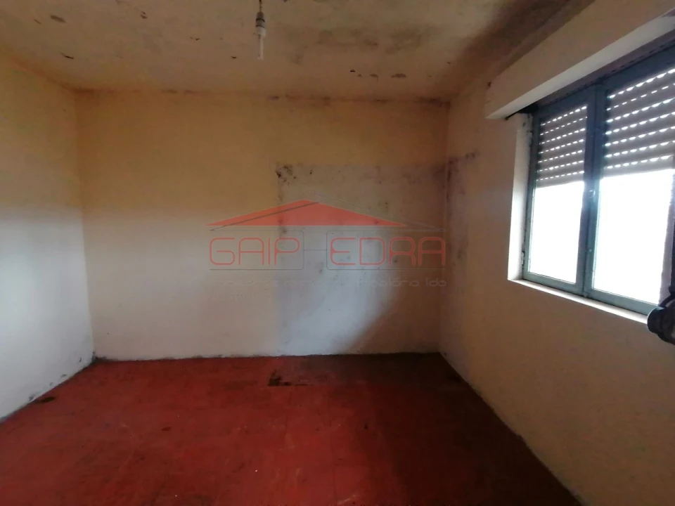 Moradia T3 para Venda em Linhares Foto 10