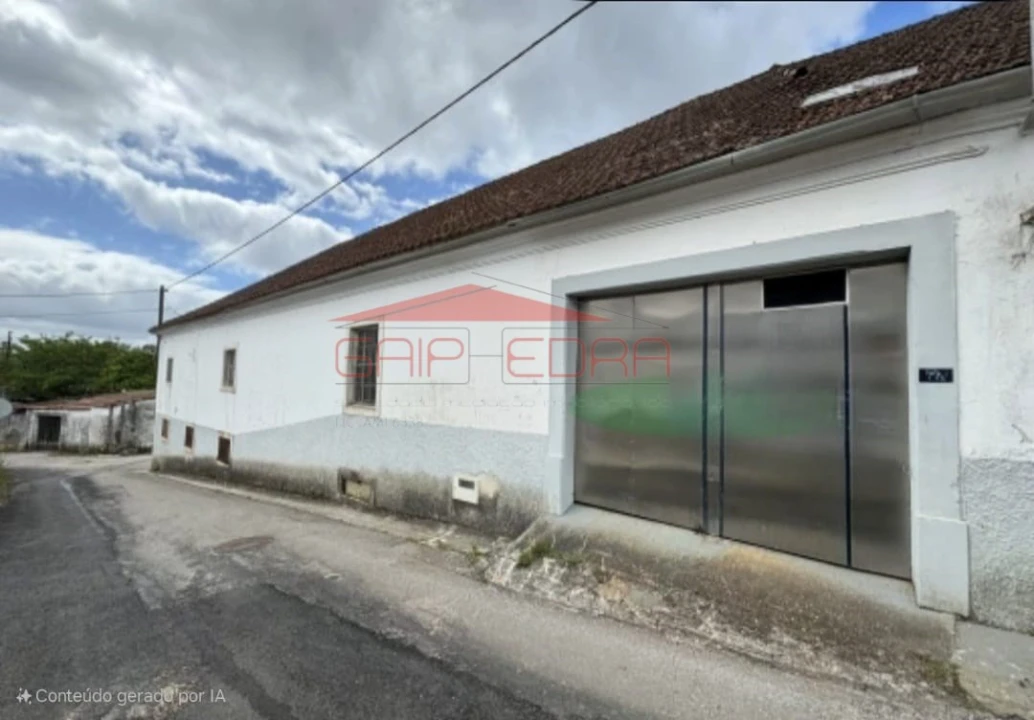 Moradia T4 para Venda em Mira de Aire Foto 8