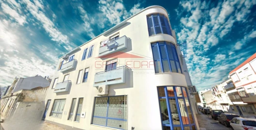 Loja para Venda em Baixa da Banheira e Vale da Amoreira