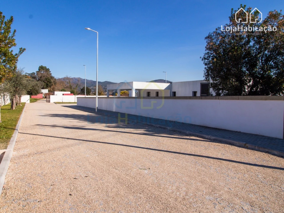 Moradia T3 para Venda em Ferreiros, Prozelo e Besteiros Foto 17