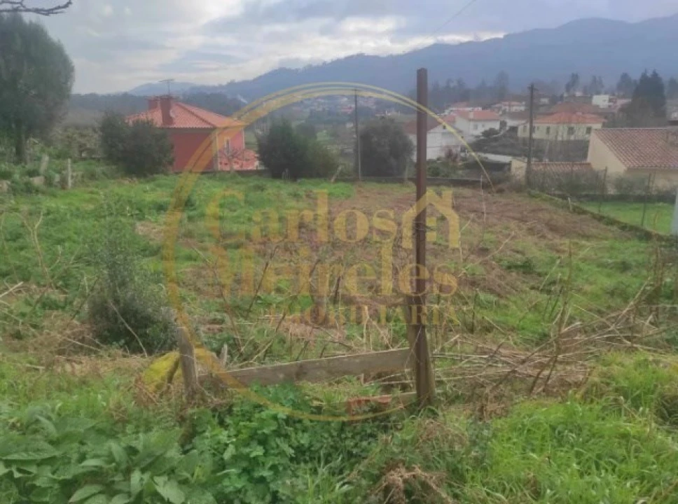 Moradia T2 para Venda em Vitorino das Donas Foto 6