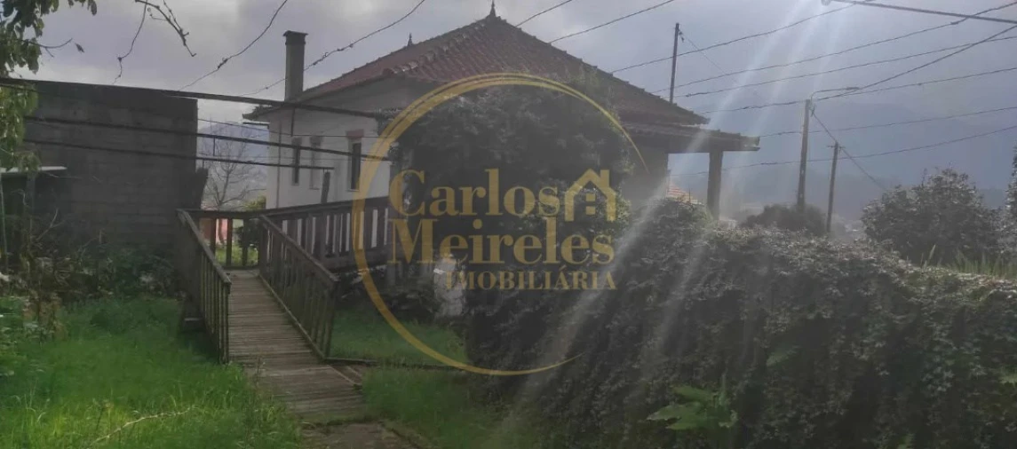 Moradia T2 para Venda em Vitorino das Donas Foto 4