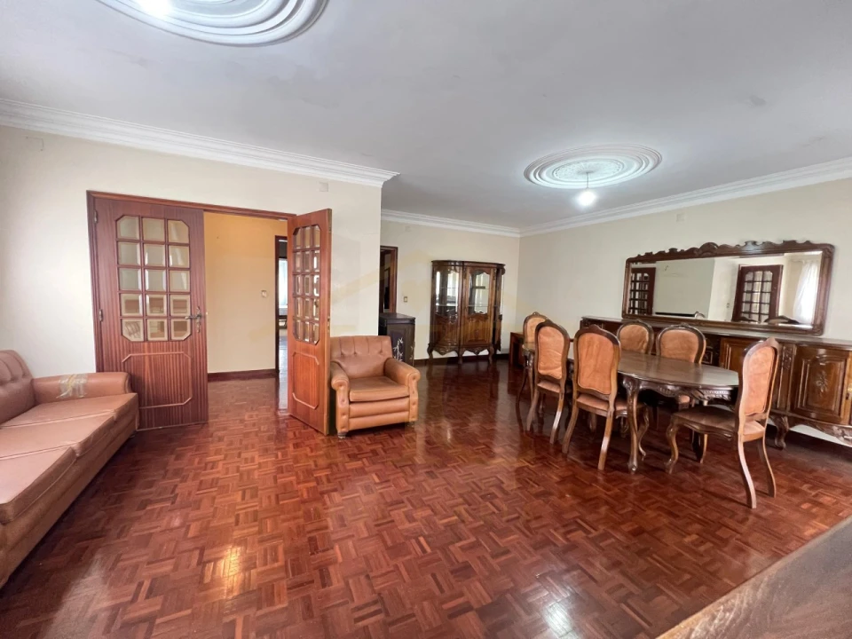 Moradia T6 para Venda em Vila Chã Foto 2