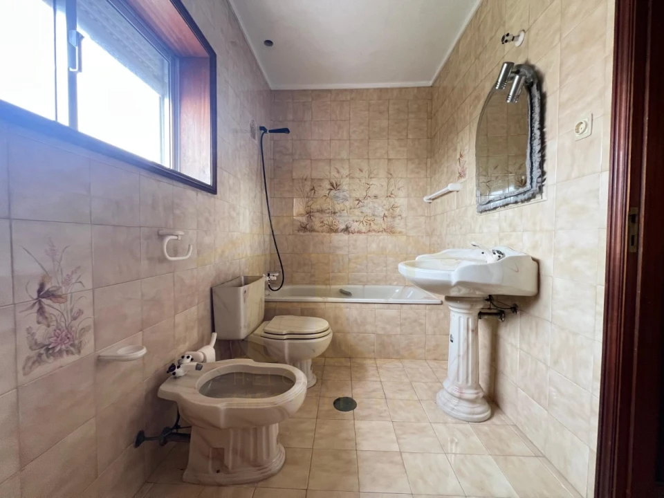 Moradia T6 para Venda em Vila Chã Foto 28