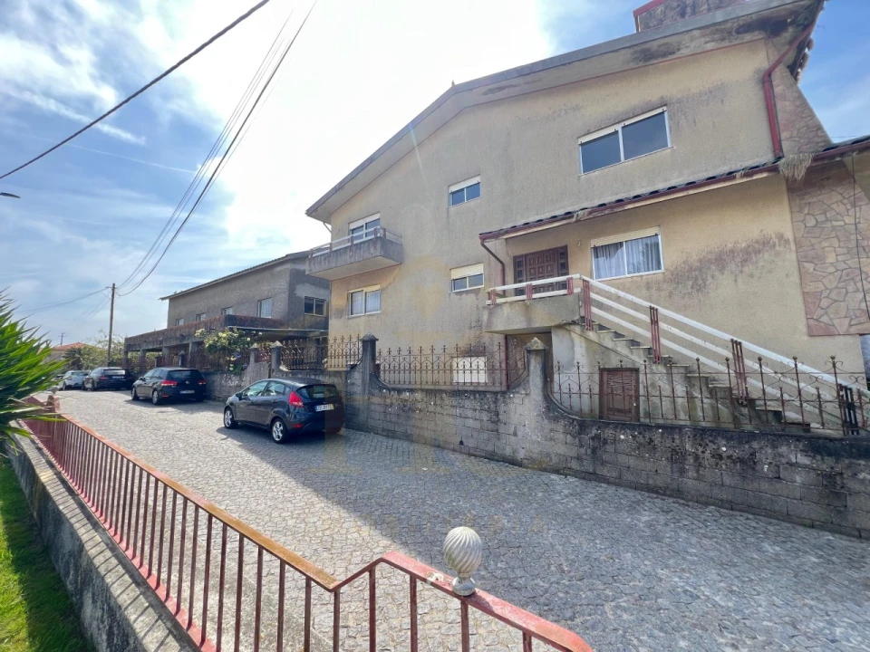 Moradia T6 para Venda em Vila Chã Foto 36