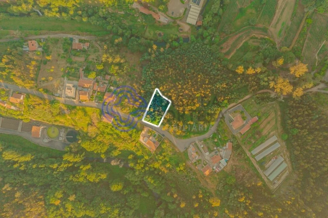 Terreno para Venda em Sandim, Olival, Lever e Crestuma Foto 1