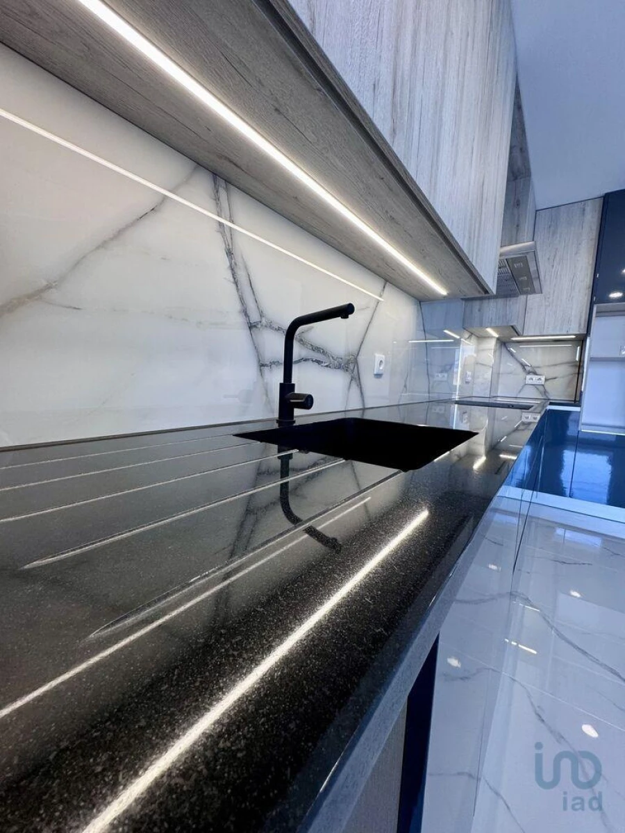 Apartamento T4 para Venda em Pombal Foto 14