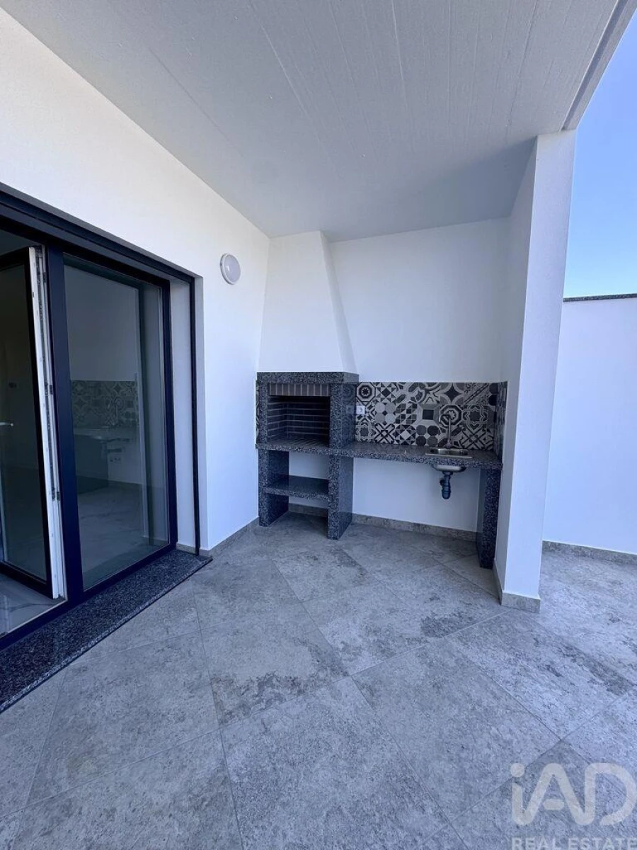 Apartamento T4 para Venda em Pombal Foto 17