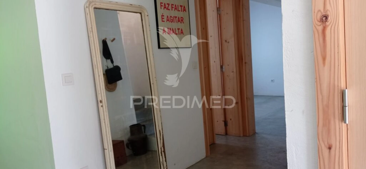 Moradia T3 para Venda em Avis Foto 4