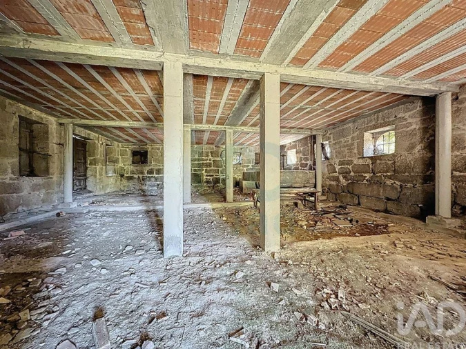 Moradia T6 para Venda em Travassos Foto 23