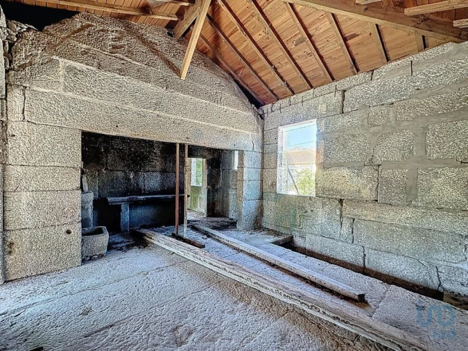 Moradia T6 para Venda em Travassos Foto 9