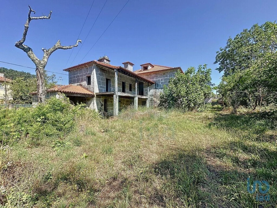 Moradia T6 para Venda em Travassos Foto 3