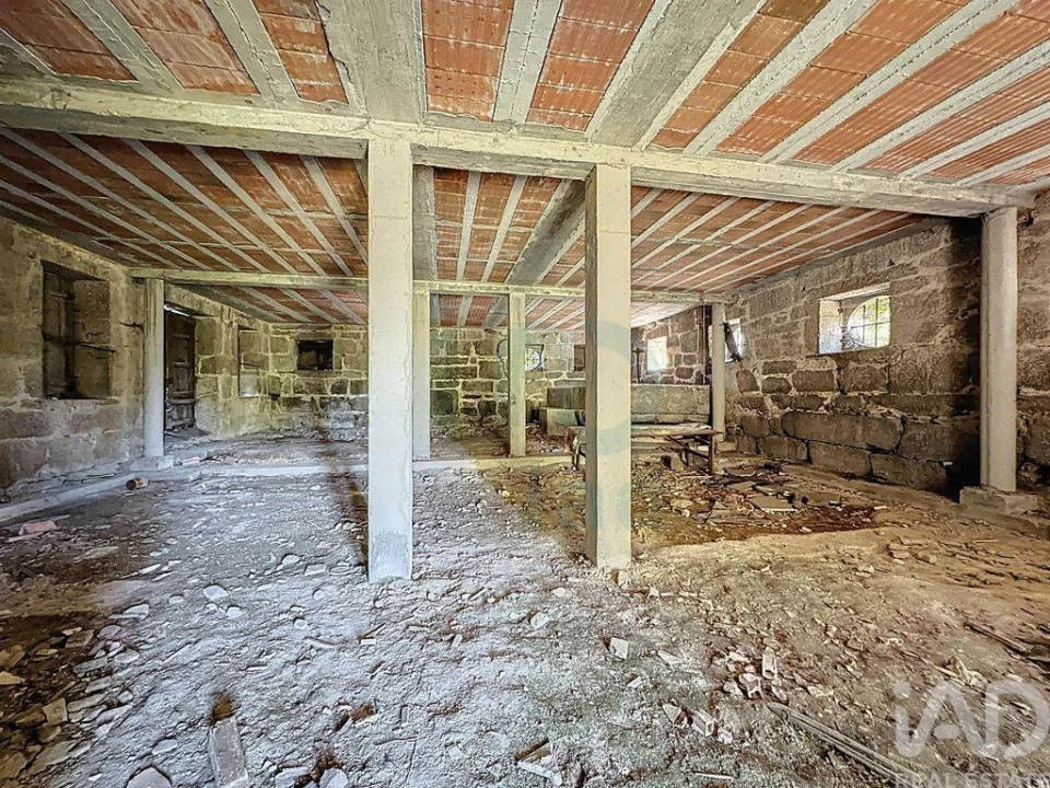 Moradia T6 para Venda em Travassos Foto 23