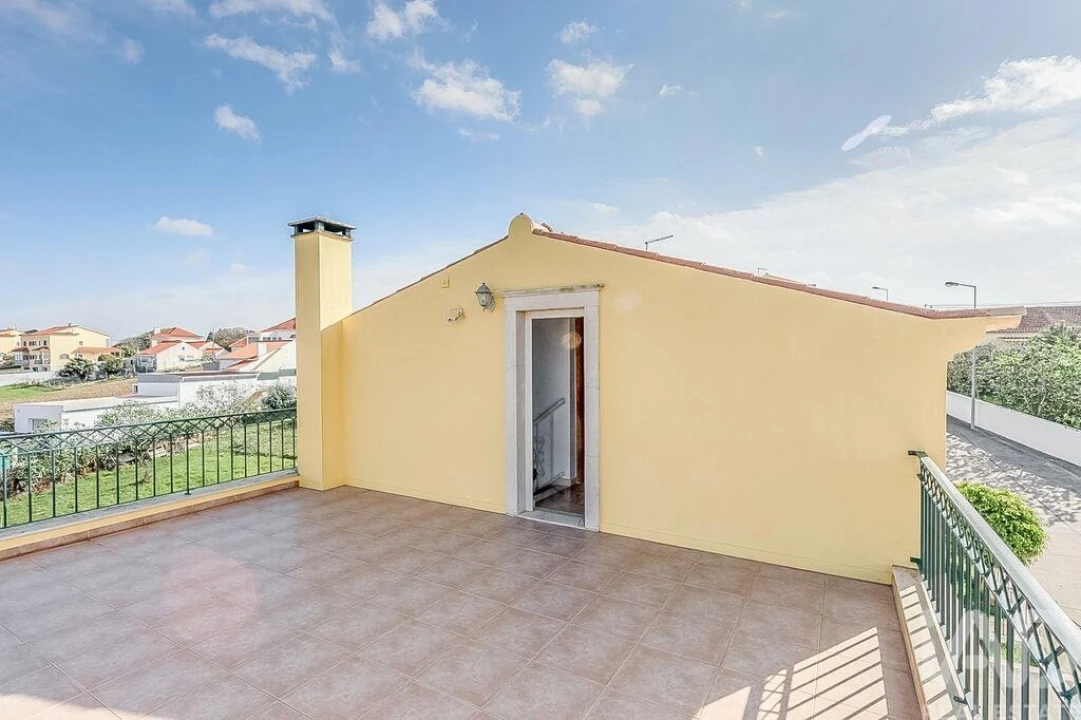 Moradia T4 para Venda em Caldas da Rainha - Santo Onofre e Serra do Bouro Foto 22