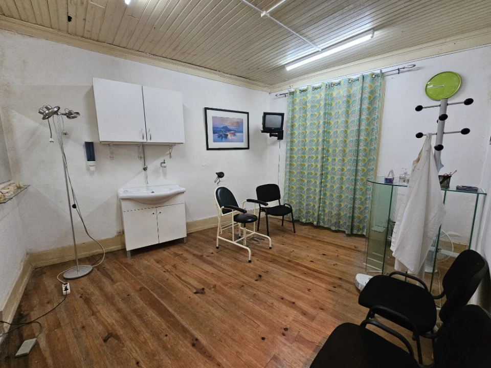 Prédio para Venda em Sarzedo Foto 2