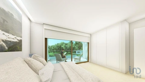 Moradia T4 para Venda em Luz