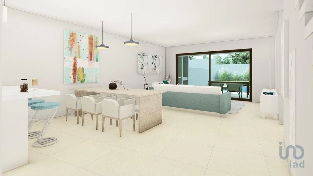 Moradia T4 para Venda em Luz Foto 6