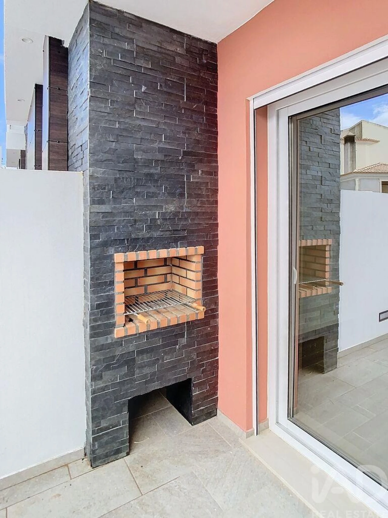 Moradia T2 para Venda em Albufeira e Olhos de Água Foto 3
