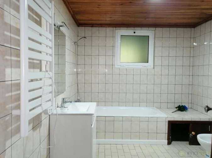 Moradia T1 para Venda em Capelo Foto 12