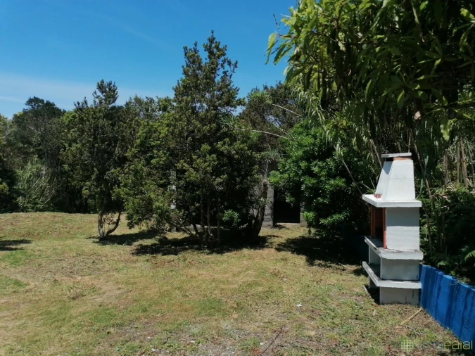 Moradia T1 para Venda em Capelo Foto 5